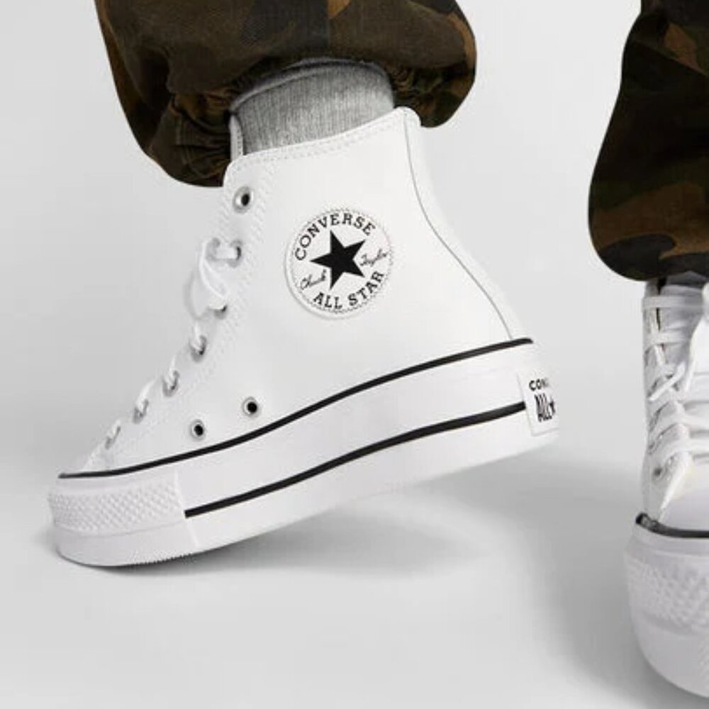 Converse - Chuck Taylor All Star Leather Platform in White